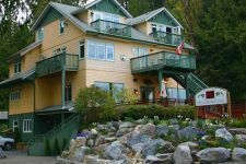 Bonniebrook Lodge & Chasters Restaurant