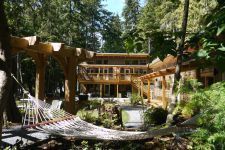 Savary Island Resort